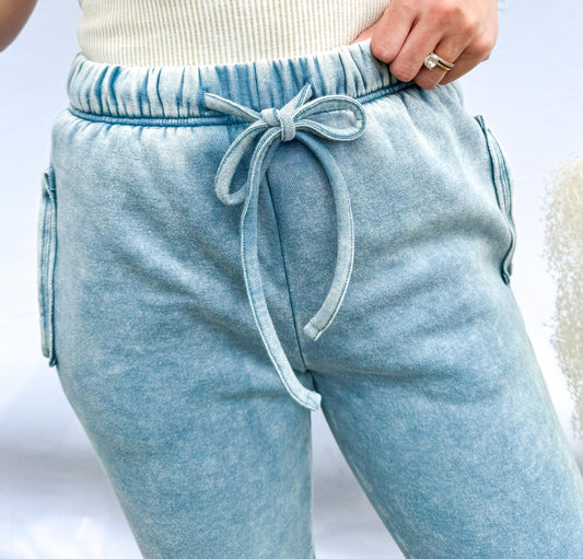 Washed Cloud Fleece High Waisted Sweatpants with Pockets